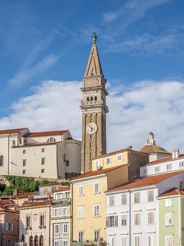Piran in Slovenia_city walls (2)