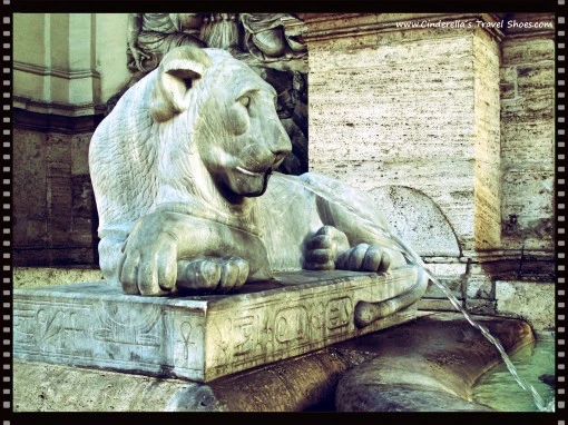 Lion Fontaine in Rome, Italy