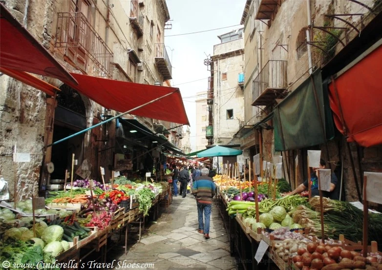 Ballaró Market in Palermo, Sicily: The best outdoor shopping Ballaró Market in Palermo, Sicily: The best outdoor shopping
