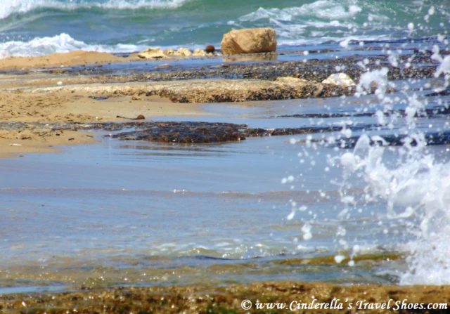 Power of sea in Lido di Noto