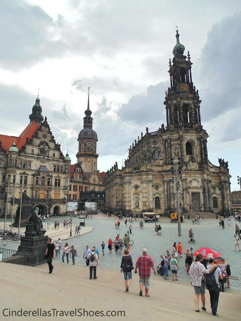 View Landhaus and the Kreuzkirche