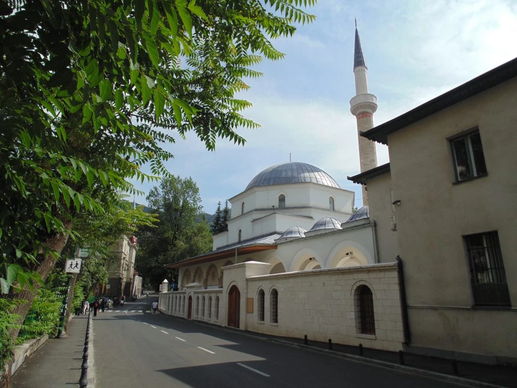 Najstaršia mešita v Sarejeve, na mieste ktorej Turci založili mesto